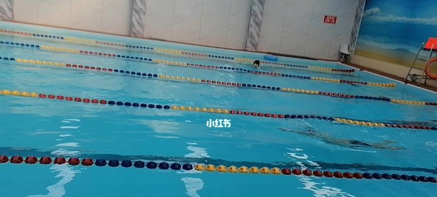 自由泳的左右换气技巧（为什么左右换气游不远？）