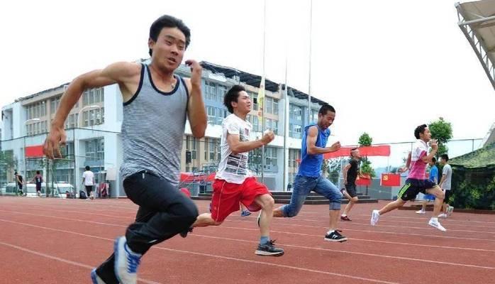 如何在300米跑道上提高女生跑步效果（掌握跑步技巧）