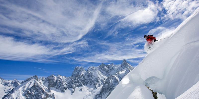 高山滑雪技巧讲解（掌握滑雪技巧）