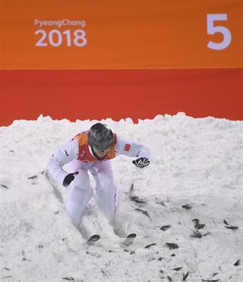 自由滑雪空中技巧剖析（揭秘冬奥会2024自由滑雪空中技巧）