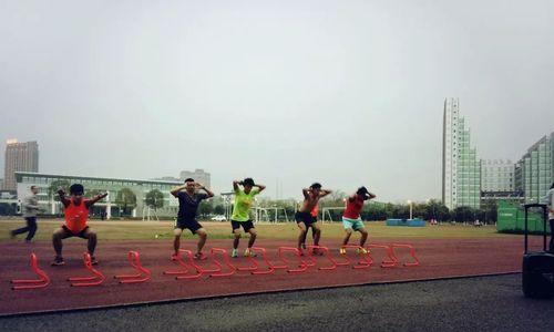 五千米跑步比赛技巧（助力初中生轻松完成比赛）
