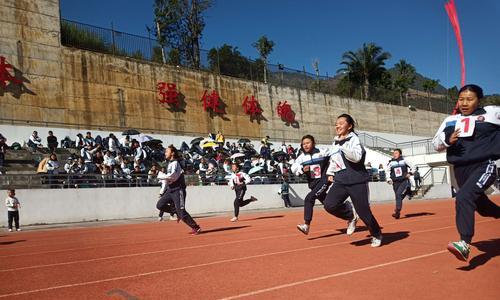 小跑道1000米跑步技巧是什么？如何提高跑步效率？