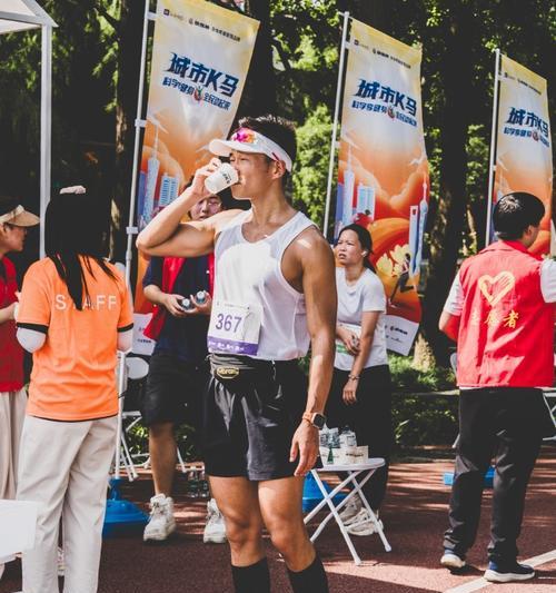 马拉松比赛规则是什么？如何掌握跑步技巧口诀？
