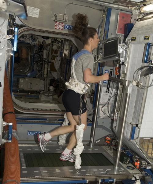 太空跑步技巧教学反思总结？如何提高太空跑步效率？