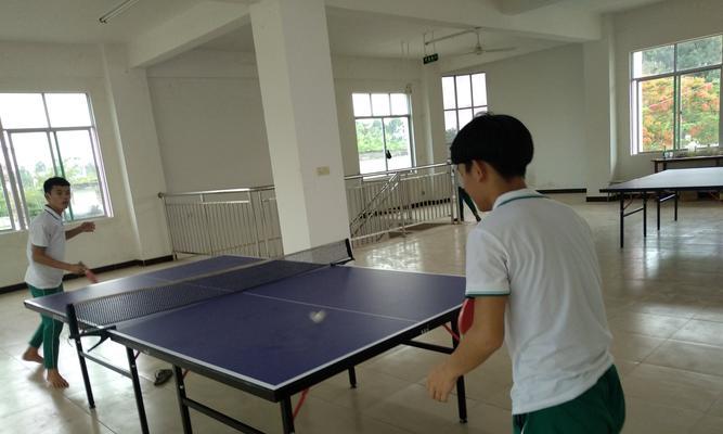 如何掌握乒乓球扣球技巧？扣球技巧常见问题有哪些？