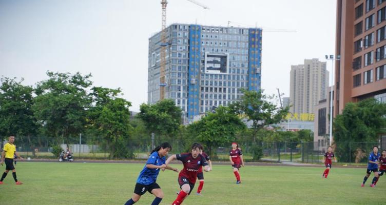 大学体育课足球技巧有哪些？如何快速提升球技？