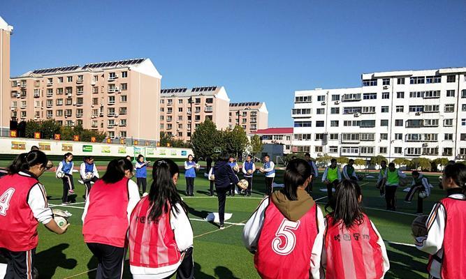 高中体育足球面试技巧有哪些？如何在面试中脱颖而出？