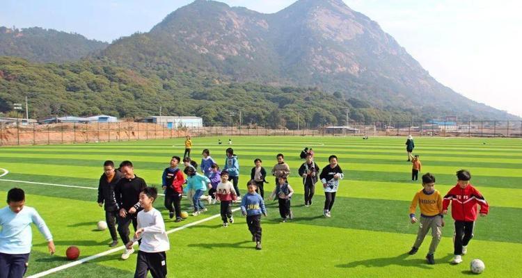 足球场上的卖弄球技巧是什么？如何正确运用以提升球技？