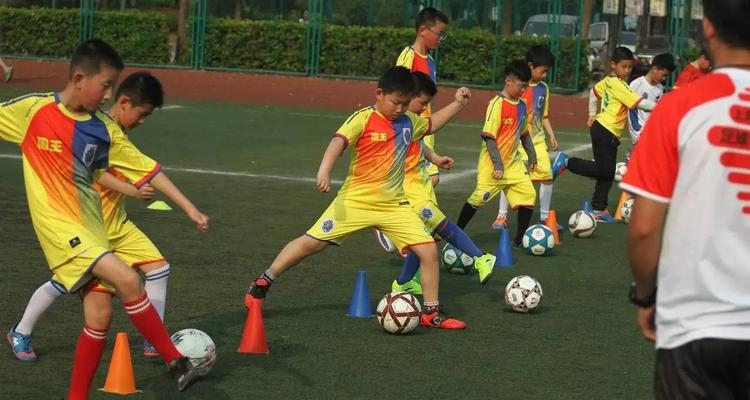 足球场上学会这技巧以后会有什么改变？如何正确运用这些技巧？