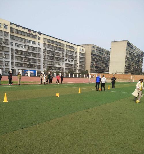 足球中场射门技巧讲解教学？如何提高中场球员的射门效率？