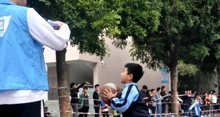 足球中考右脚绕杆技巧是什么？如何有效提高右脚绕杆能力？
