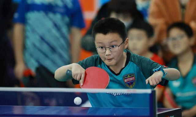 乒乓球双打比赛怎么打？有哪些技巧和方法？