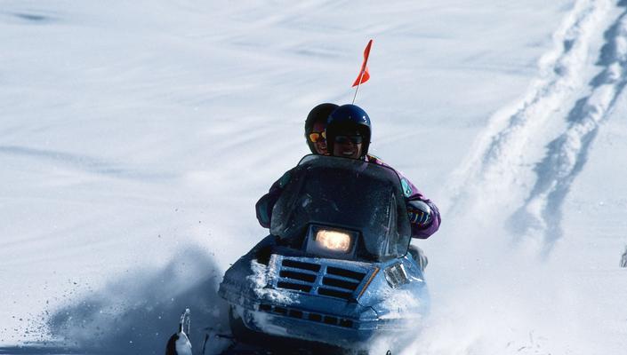 初学者滑雪100个技巧有哪些？如何快速掌握滑雪技巧？
