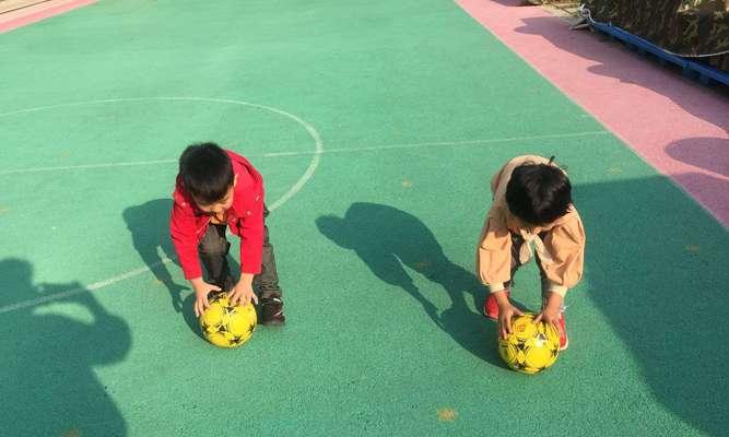 足球比赛中任意球踢球技巧有哪些？如何提高任意球命中率？