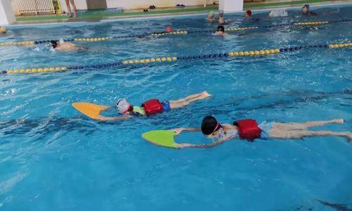 学学蛙泳换气怎么学？初学者常见问题有哪些？
