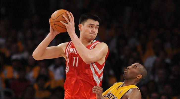 NBA篮球小技巧过人（掌握这些技巧）
