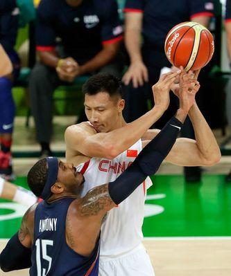 NBA球员常用的变向过人技巧，掌握这3招让你势不可挡（三招变向过人）