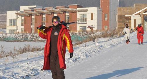 单板滑雪拧板技巧（学习拧板技巧）