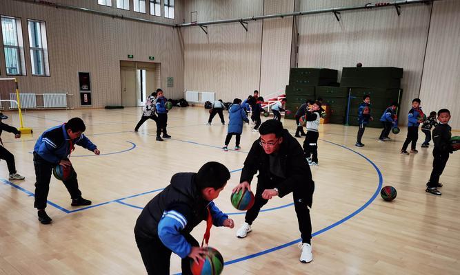 5岁篮球神童的运球技巧有哪些？国外小球员如何训练？
