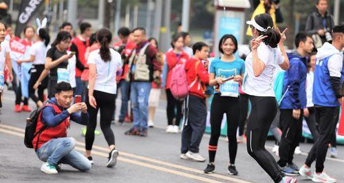 马拉松长跑技巧（女性跑步爱好者必看）