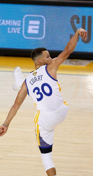 NBA明星过人技巧有哪些？如何在比赛中有效运用？