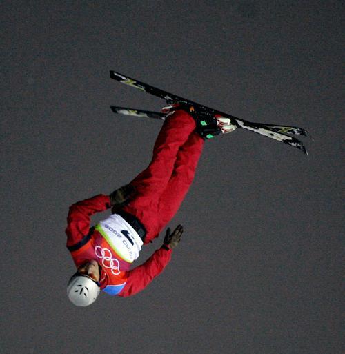 冬奥自由式滑雪男子空技决赛成绩揭晓（中国选手夺冠）