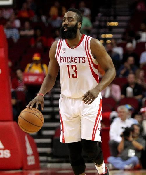 揭秘NBA球星的得分技巧（探究NBA球星得分的秘密）