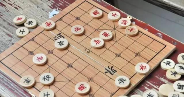 八卦象棋的布局与技巧（掌握布局技巧赢取胜利）