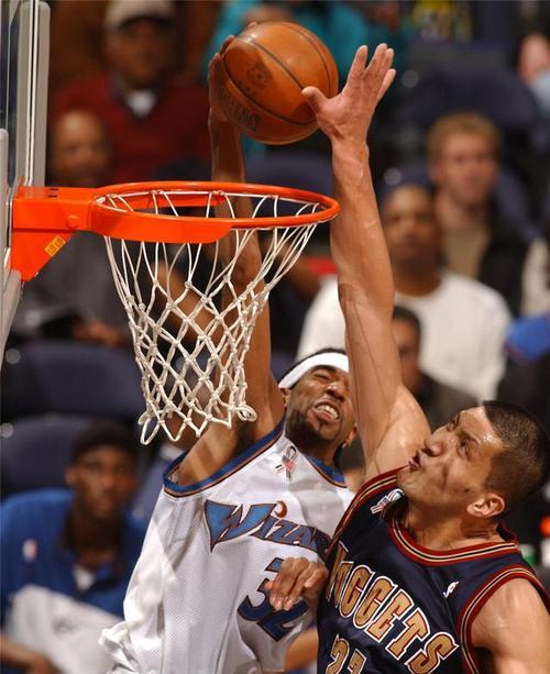 NBA单打技巧最多的球员有哪些？如何评价他们的单打能力？