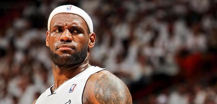 NBA球星的绝技（深度解析NBA球星过人技巧）