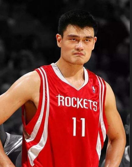 揭秘NBA吓人技巧的真相（掌握这一）