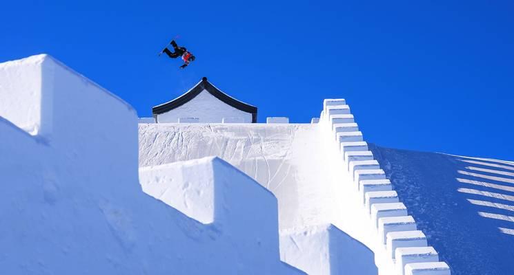 雪上绝技（滑雪史上最牛十大技巧）