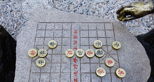 象棋先手五七炮技巧有哪些？如何应对五七炮开局？