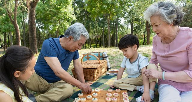 如何在象棋中有效对付散人？掌握哪些技巧可以提高胜率？