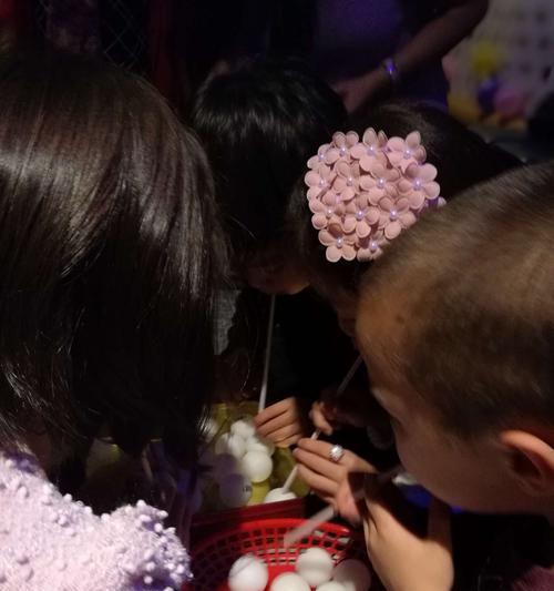 如何通过吸管练习乒乓球技巧（利用吸管让你的乒乓球技术更上一层楼）