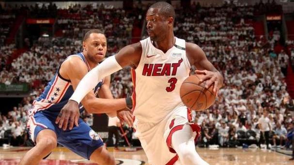 NBA篮球过人技巧有哪些？如何帅气地完成篮球过人动作？