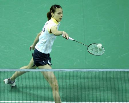 羽毛球双打网前封网技巧有哪些？如何提高封网效率？