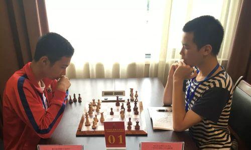 如何掌握国际象棋的常见套路？提高棋艺有哪些技巧？