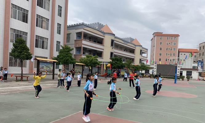 篮球技巧的奥秘：规则、训练和比赛技巧