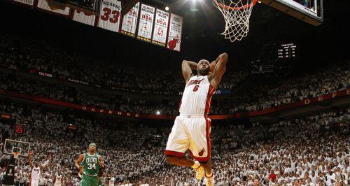 詹姆斯的过人技巧有哪些？如何在比赛中有效运用？