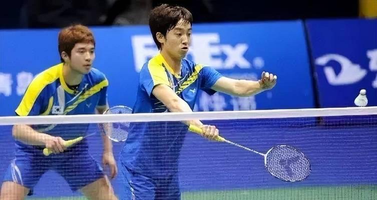 双打攻防必备，打出高水平羽毛球（技巧指导与实战演练）