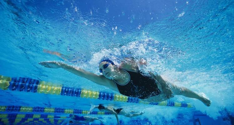 自由泳10个小技巧是什么？如何提高游泳速度和效率？