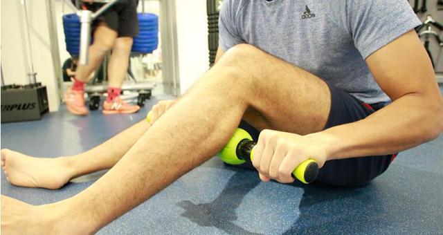 跑步时如何防止腿部拉伸？掌握这些小技巧轻松避免运动伤害！