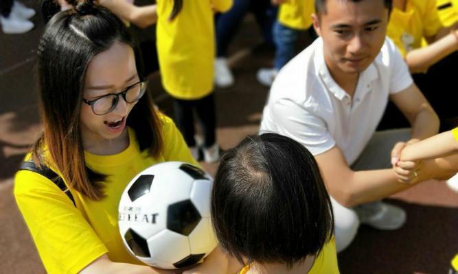 足球教学神技，让你成为球场焦点（一步一招）