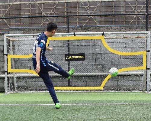 足球弧线射门技巧详解（如何掌握足球弧线射门技巧）