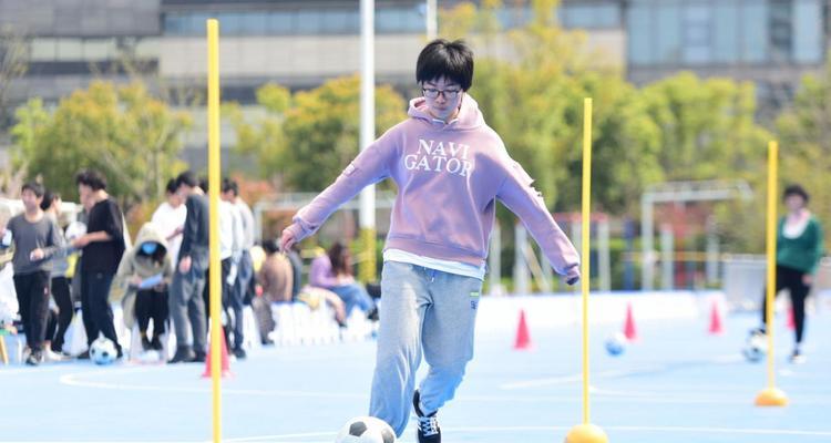 中考足球练习技巧有哪些？如何有效提高足球技能？