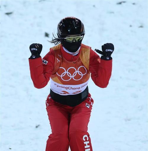 自由式滑雪女子空中技巧最大对手是谁（解密自由式滑雪女子空中技巧领域的强劲竞争对手）