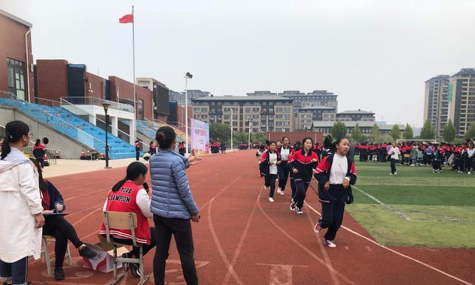 掌握这些技巧，让800米跑步变得轻松自如（以学生800米跑步不累的小技巧）